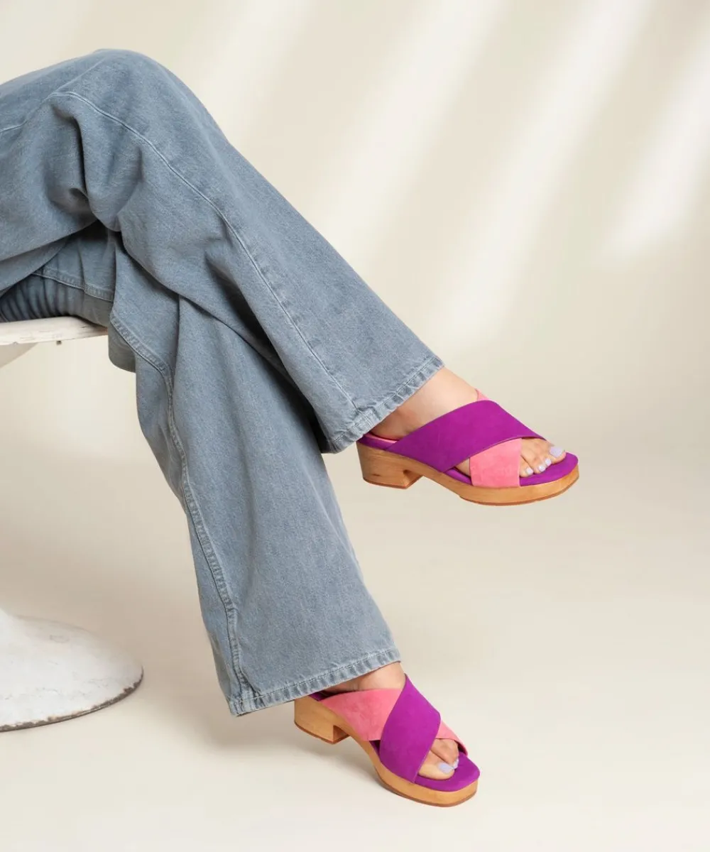 amos_in_flamingo_3.webp Women Charlotte Stone Amos In Flamingo