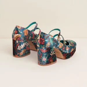 Women Charlotte Stone Bizzy In Hani