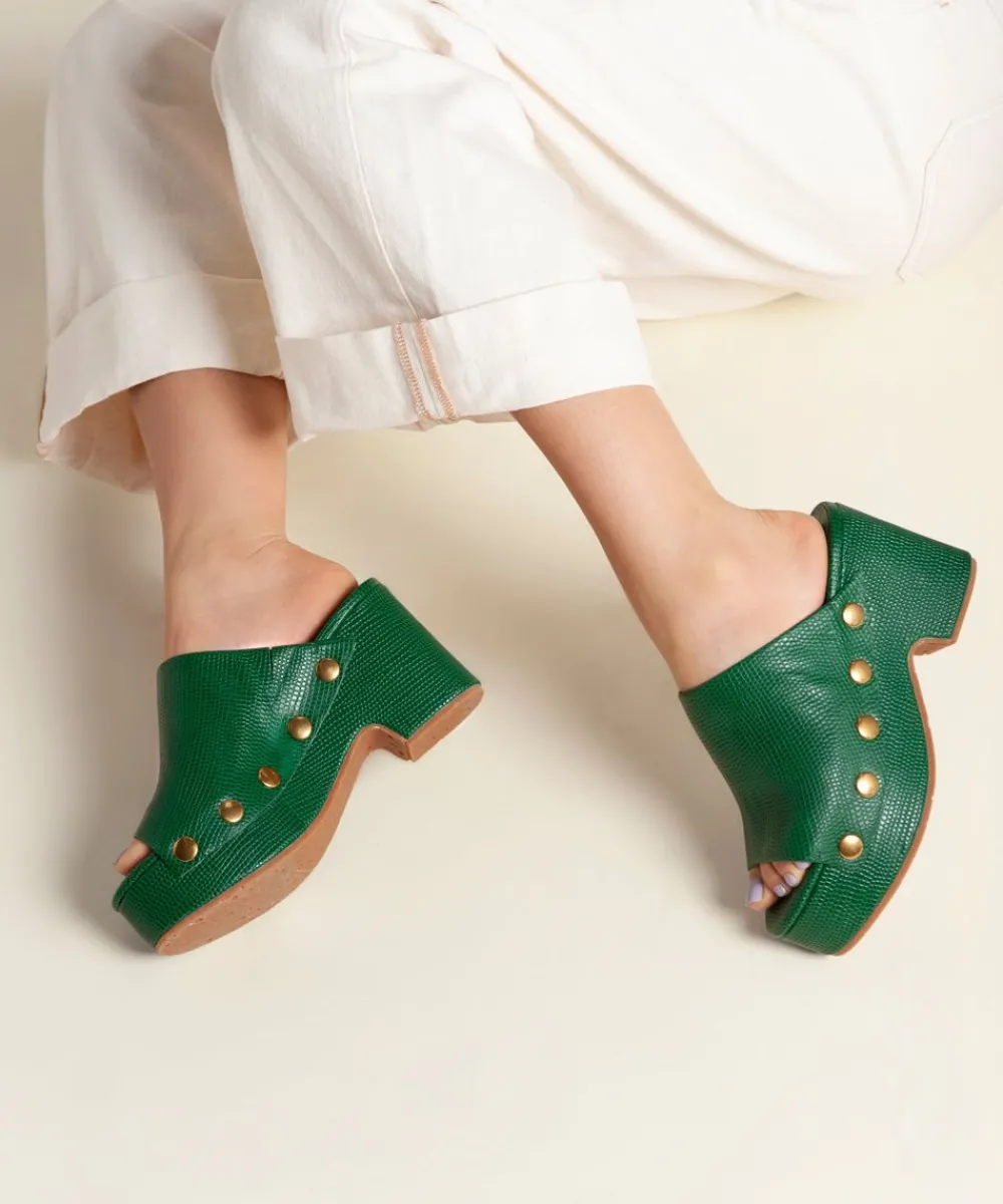 ellery_in_juniper_stud_1.webp Women Charlotte Stone Ellery In Juniper Stud