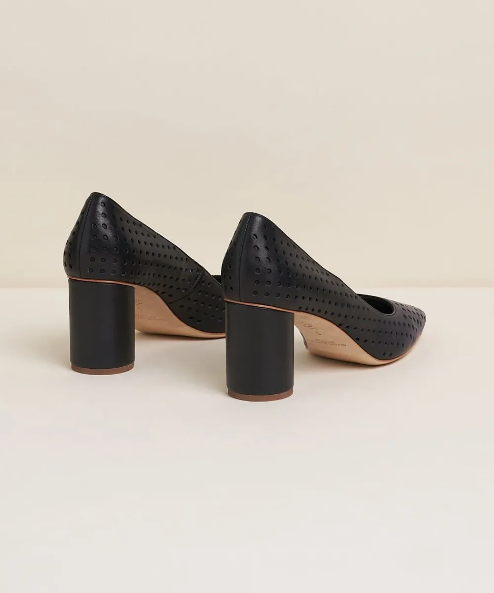 harlie_in_black_perf_2.webp Women Charlotte Stone Harlie In Black Perf